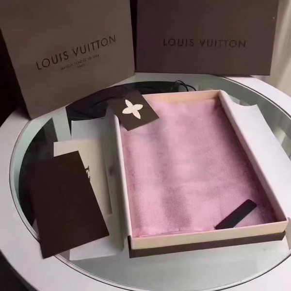 Louis Vuitton Scarf LVS92110A Louis Vuitton Scarf LVS92110A
