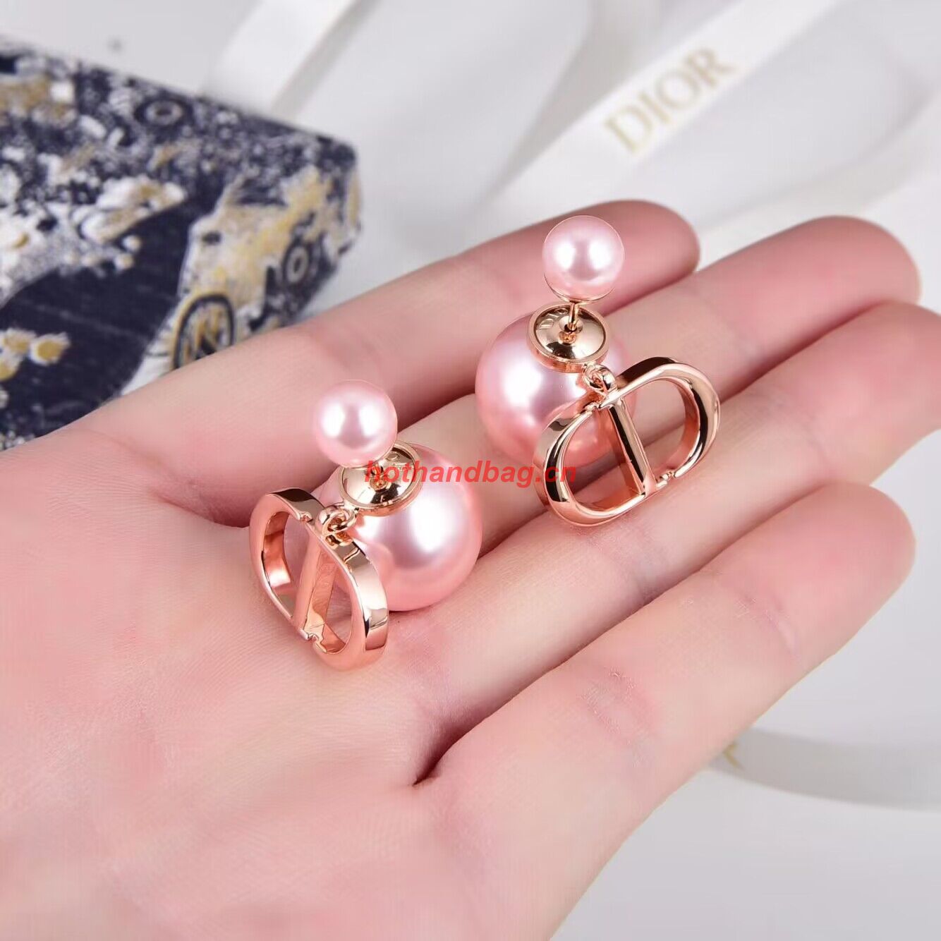 Dior Earrings DE12261 Pink Dior Earrings DE12261 Pink