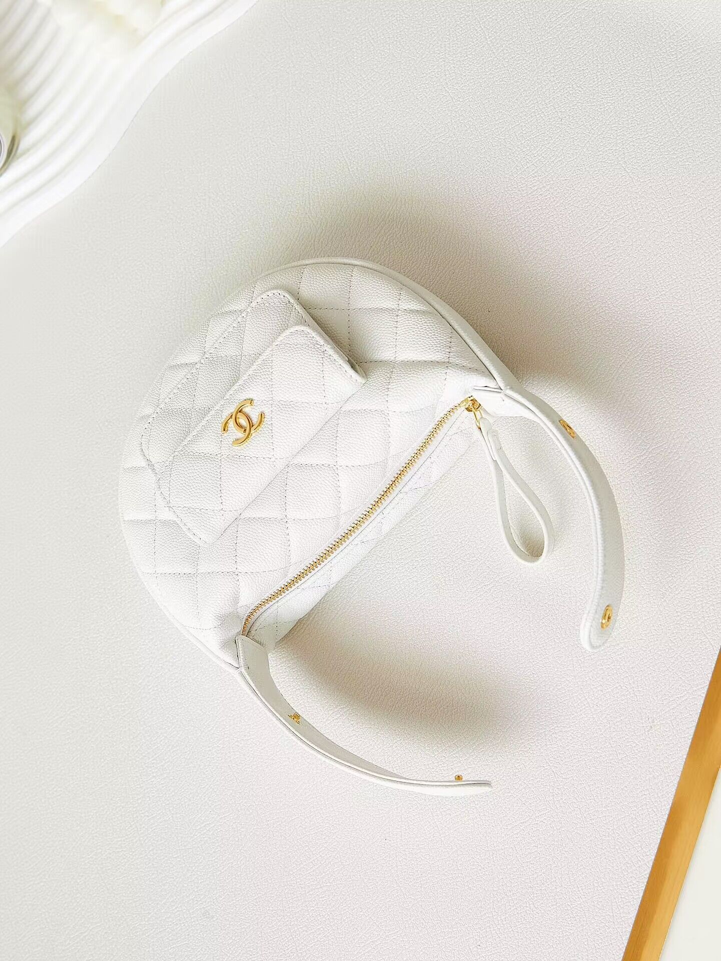 Chanel Caviar Quilted Polly Pocket AP3467 White Chanel Caviar Quilted Polly Pocket AP3467 White