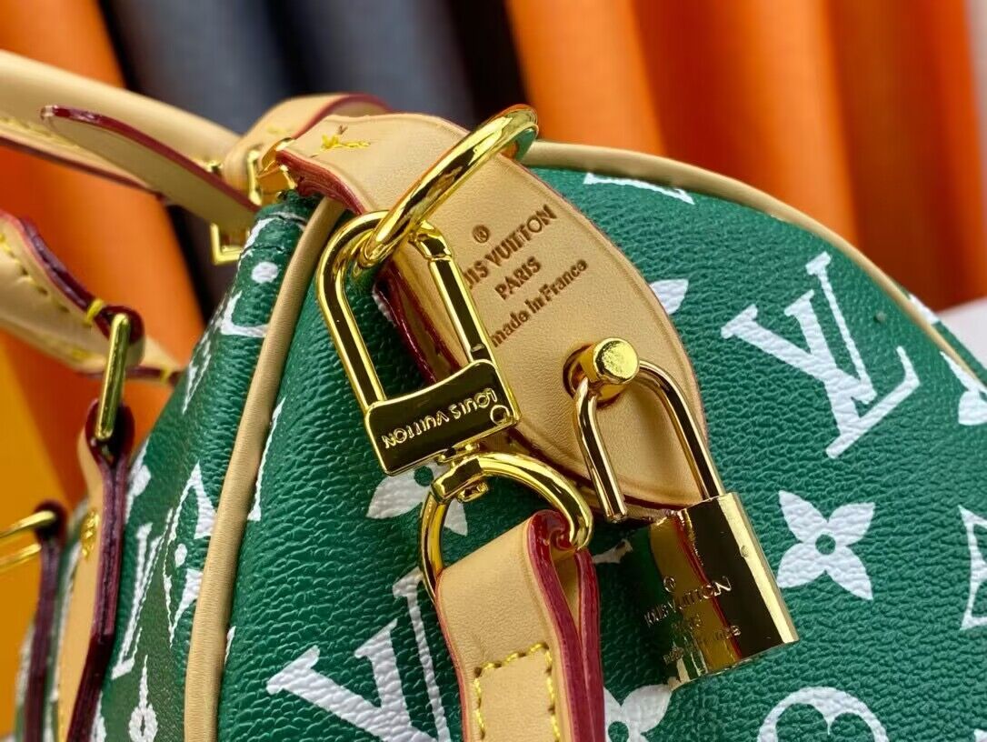 Louis Vuitton LV2024 Speedy 25 M24424 Green Louis Vuitton LV2024 Speedy 25 M24424 Green