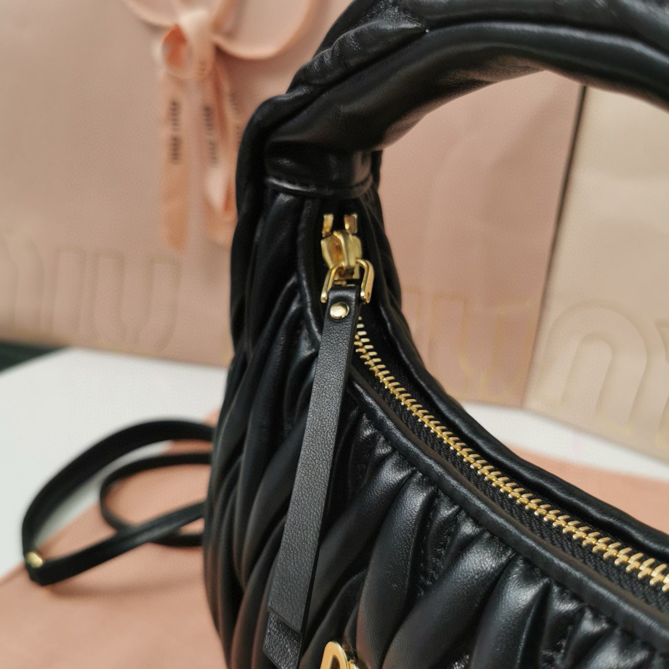 Miu Miu Wander Matelasse Original Sheepskin Bag 5BC125 Black Miu Miu Wander Matelasse Original Sheepskin Bag 5BC125 Black