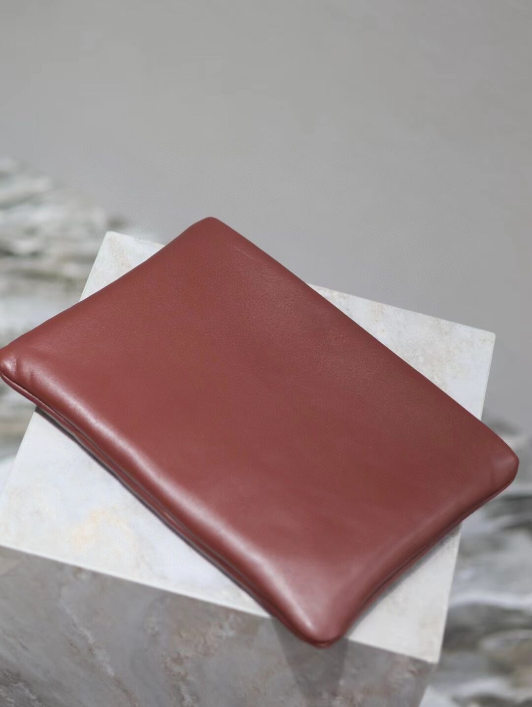 SAINT LAURENT CALYPSO LARGE POUCH IN LAMBSKIN 778943 ROUGE MERLOT SAINT LAURENT CALYPSO LARGE POUCH IN LAMBSKIN 778943 ROUGE MERLOT
