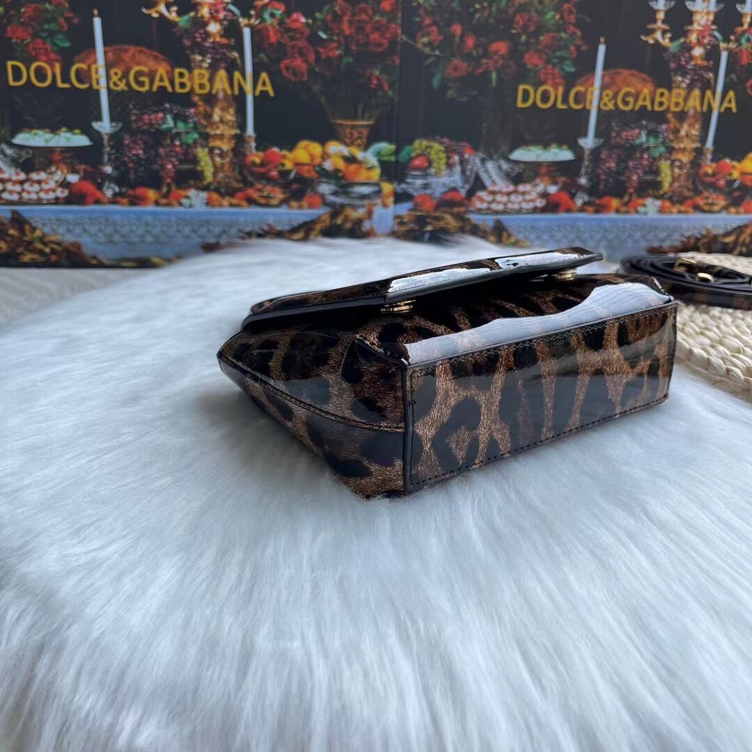 Dolce & Gabbana Patent leather G6002A BLACK&BROWN Dolce & Gabbana Patent leather G6002A BLACK&BROWN