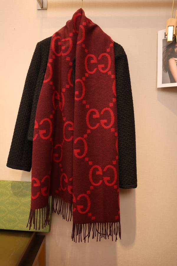 Gucci Scarf GUC00352 Gucci Scarf GUC00352