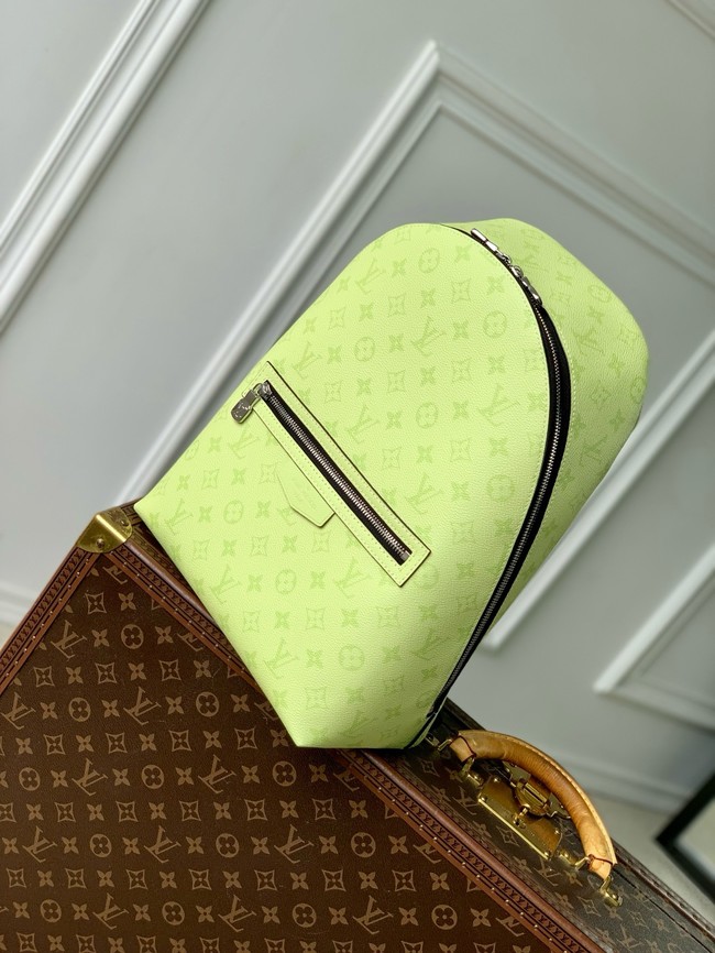 Louis Vuitton Discovery Backpack M14020-8