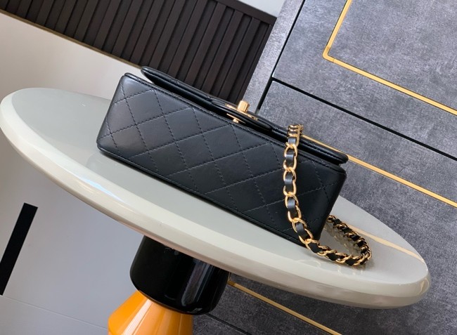 Chanel CLASSIC Original Leather 11.12 HANDBAG 1116 black