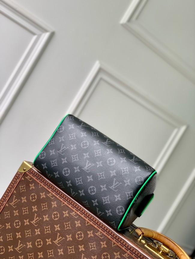 Louis Vuitton Dopp Kit M26433 Black
