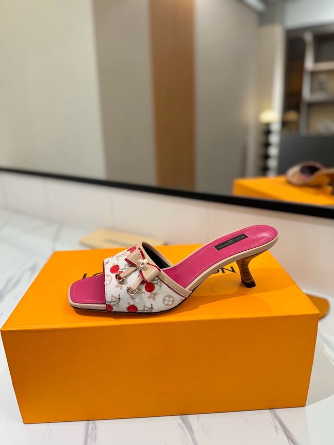 Louis Vuitton Womens slide sandal 69038-1