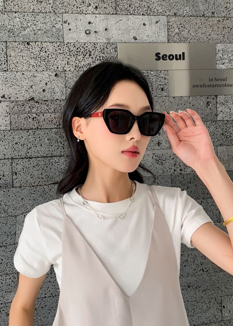 Chanel Sunglasses CHS00031-1 Chanel Sunglasses CHS00031-1