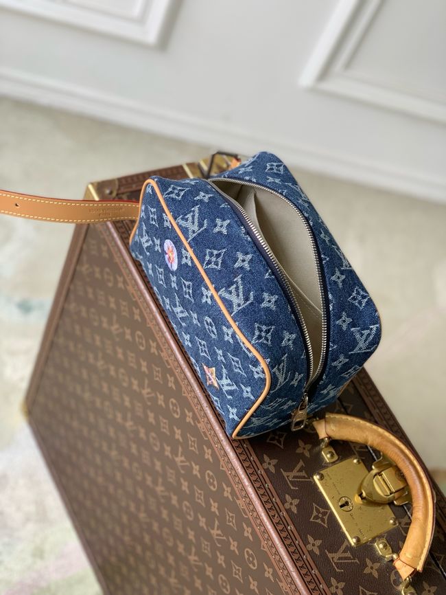 Louis Vuitton Locker Dopp Kit M28363 Blue Louis Vuitton Locker Dopp Kit M28363 Blue