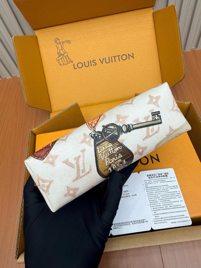 Louis Vuitton Pochette Cosmetique PM M28956
