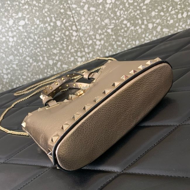 VALENTINO ROCKSTUD mini grained calfskin bag SHI16 Champagne gold VALENTINO ROCKSTUD mini grained calfskin bag SHI16 Champagne gold