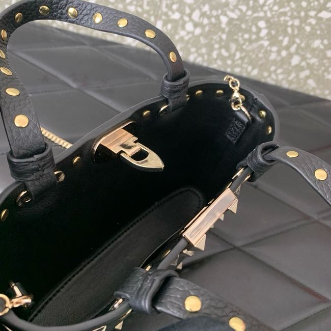 VALENTINO ROCKSTUD mini grained calfskin bag SHI16 black&gold VALENTINO ROCKSTUD mini grained calfskin bag SHI16 black&gold