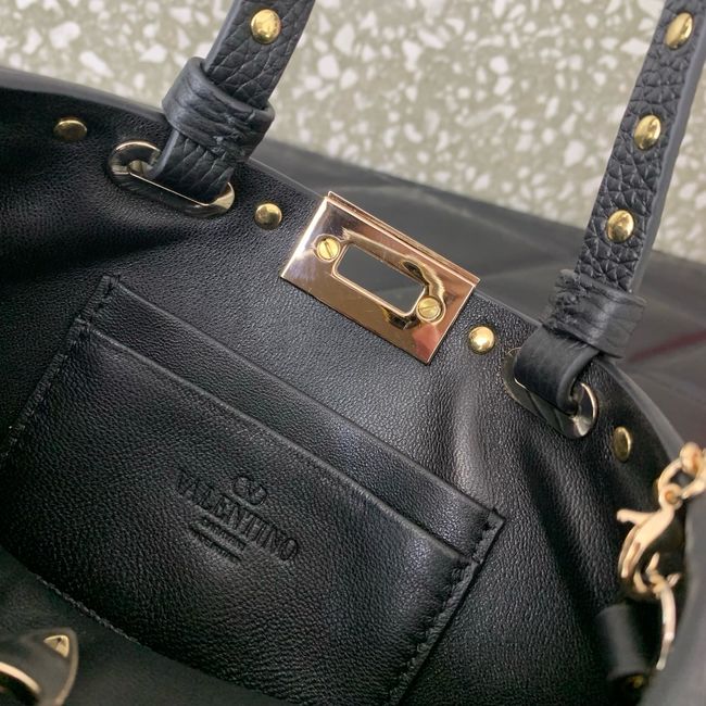 VALENTINO ROCKSTUD mini grained calfskin bag SHI16 black&gold VALENTINO ROCKSTUD mini grained calfskin bag SHI16 black&gold