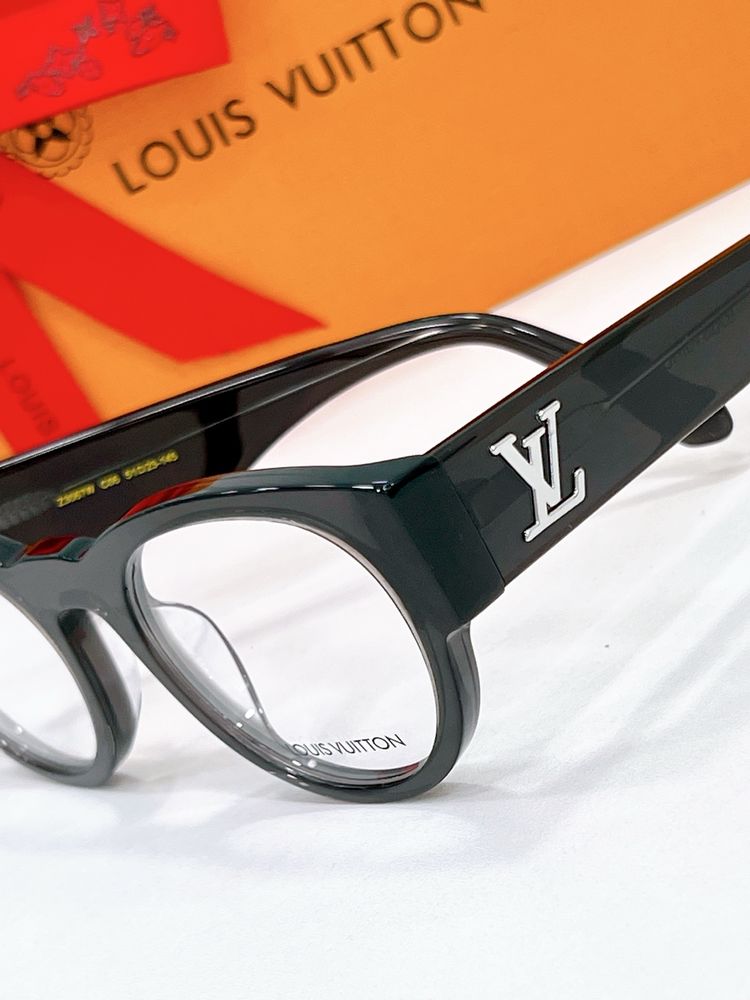 Louis Vuitton Sunglasses LVS00017-1 Louis Vuitton Sunglasses LVS00017-1