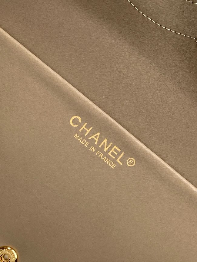 CHANEL Maxi Flapbag AS5640 Dark Beige CHANEL Maxi Flapbag AS5640 Dark Beige