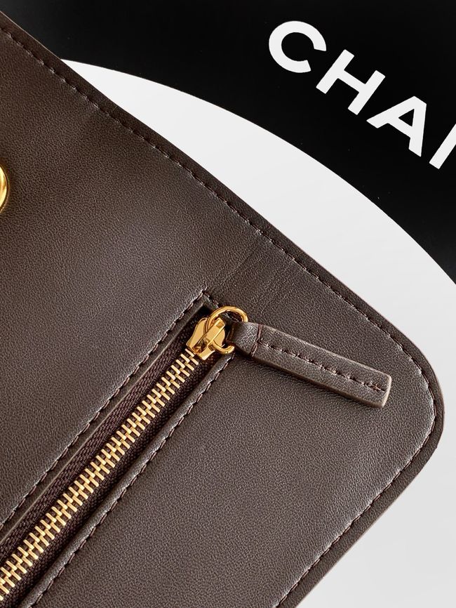 CHANEL Maxi Flapbag AS6281 Dark Brown CHANEL Maxi Flapbag AS6281 Dark Brown