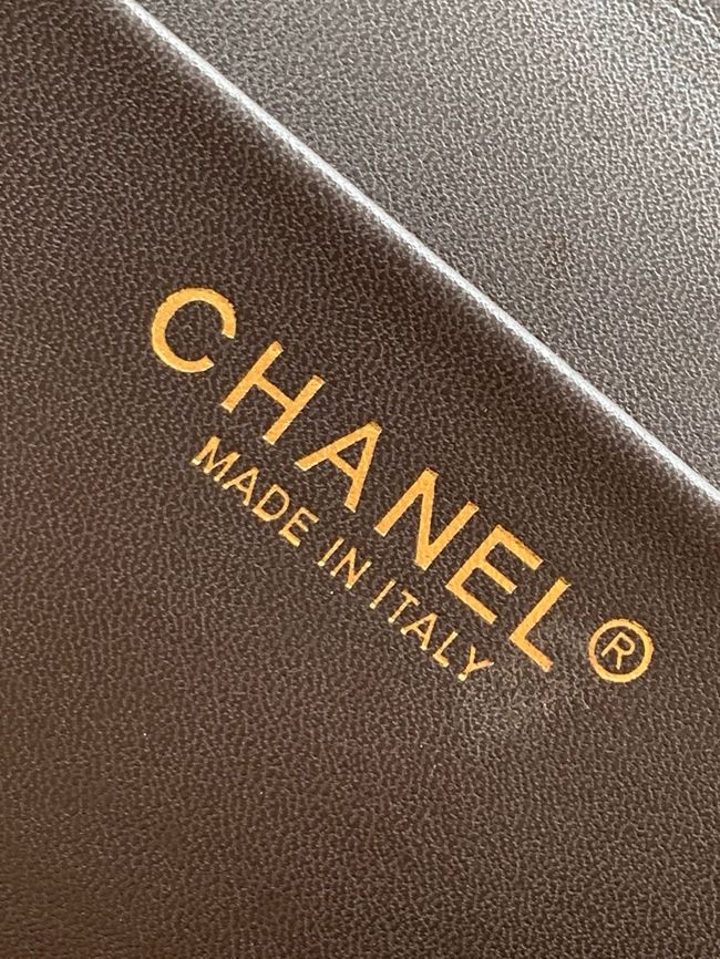 CHANEL Maxi Flapbag AS6281 Dark Brown CHANEL Maxi Flapbag AS6281 Dark Brown
