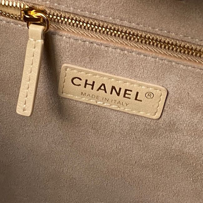 Chanel Small Shopping Bag AS6243 apricot Chanel Small Shopping Bag AS6243 apricot