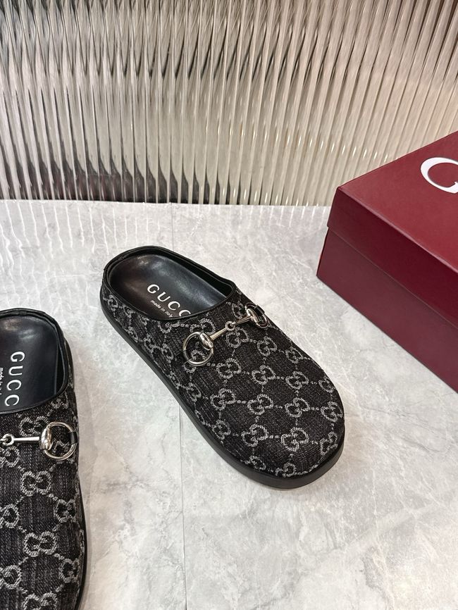 Gucci Womens mule with Horsebit 749815-1