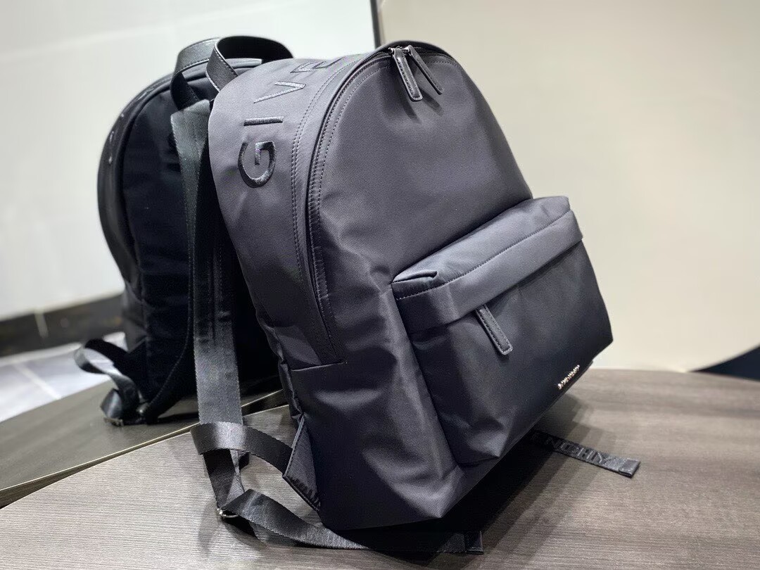 Givenchy Backpack G53012 Black Givenchy Backpack G53012 Black