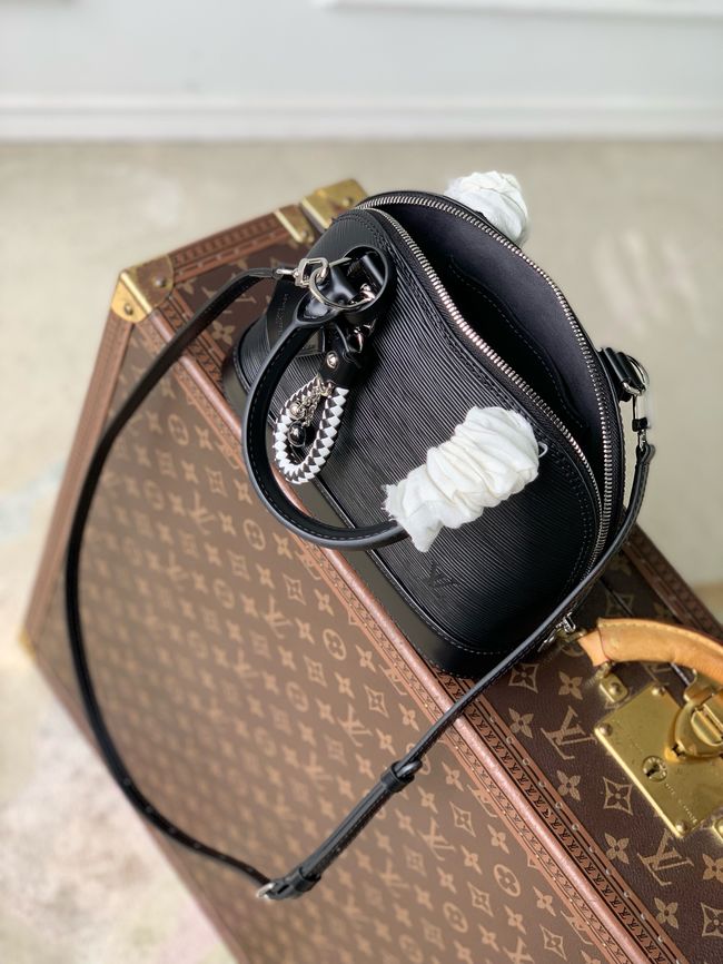 Louis Vuitton Alma BB M29125 black Louis Vuitton Alma BB M29125 black