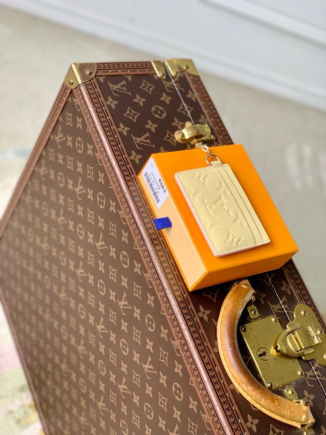 Louis Vuitton Charms Card Holder M28994 Banana Louis Vuitton Charms Card Holder M28994 Banana