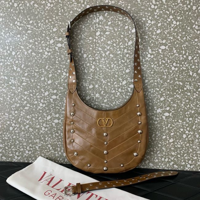 VALENTINO VLOGO calfskin Shoulder Bag 0073 brown VALENTINO VLOGO calfskin Shoulder Bag 0073 brown