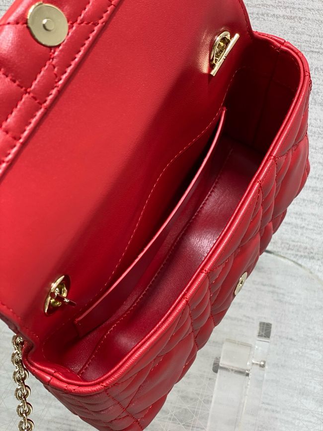 My Dior Mini Bag Cannage patent leather S0985PU red&Golden chain My Dior Mini Bag Cannage patent leather S0985PU red&Golden chain