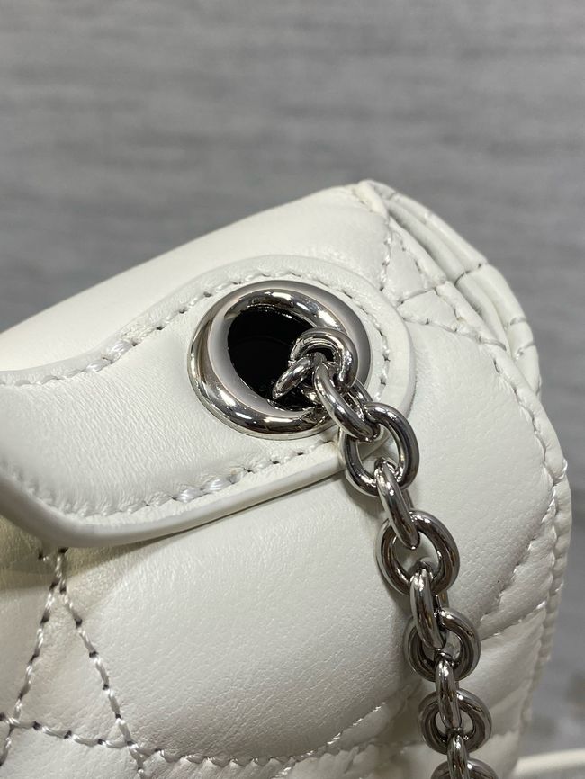 My Dior Mini Bag Cannage patent leather S0985PU white&silver chain My Dior Mini Bag Cannage patent leather S0985PU white&silver chain