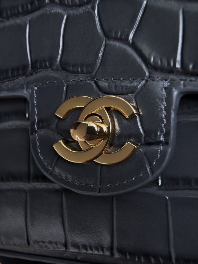 CHANEL Mini Flap Bag with Top Handle AS6424 dark blue CHANEL Mini Flap Bag with Top Handle AS6424 dark blue
