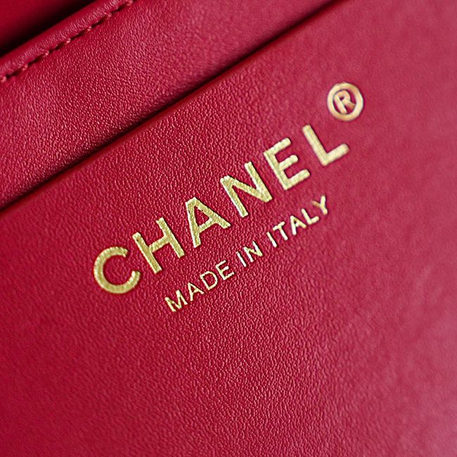 CHANEL Small Flapbag Braided Straw AS6017 red CHANEL Small Flapbag Braided Straw AS6017 red
