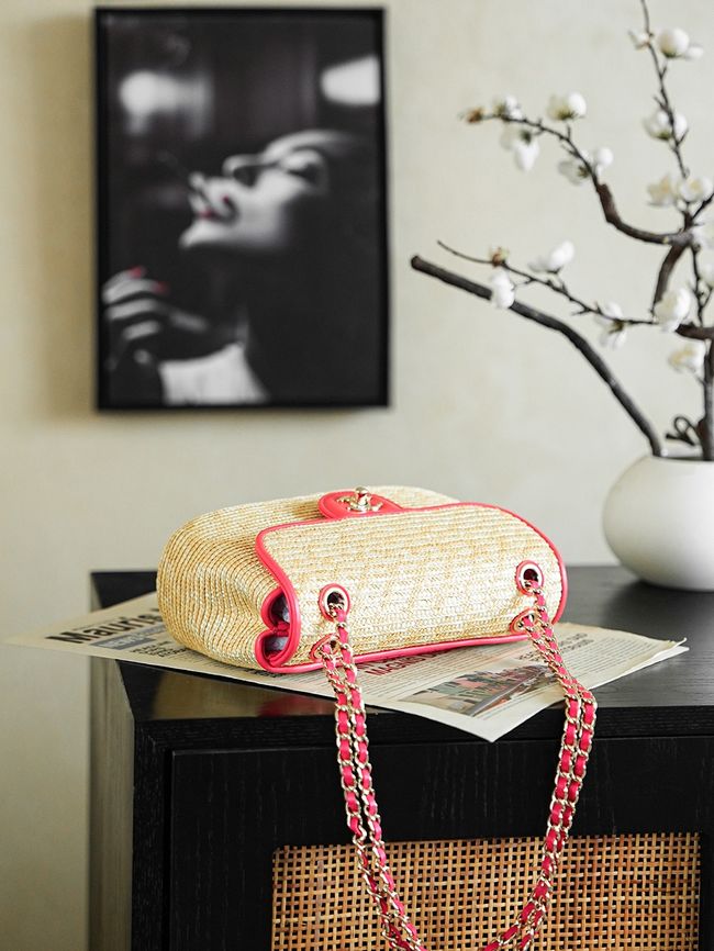 CHANEL Small Flapbag Braided Straw AS6017 red CHANEL Small Flapbag Braided Straw AS6017 red