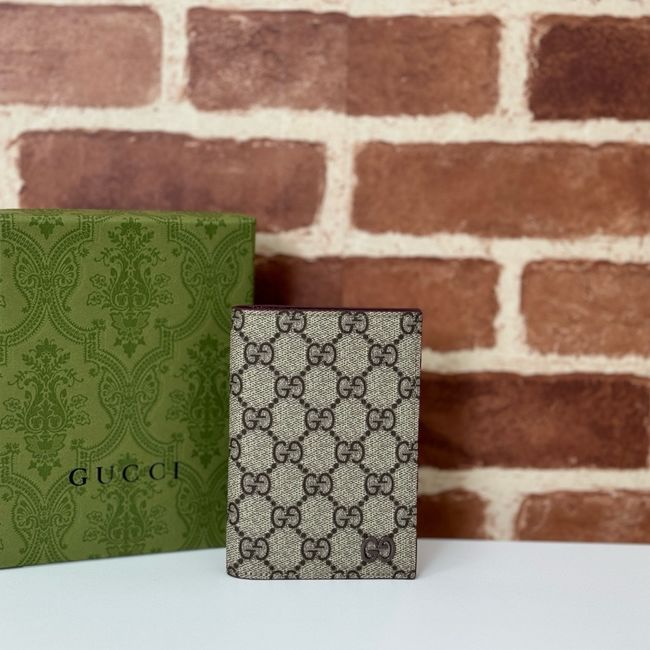 Gucci interior GG passport case 795229-1 Gucci interior GG passport case 795229-1