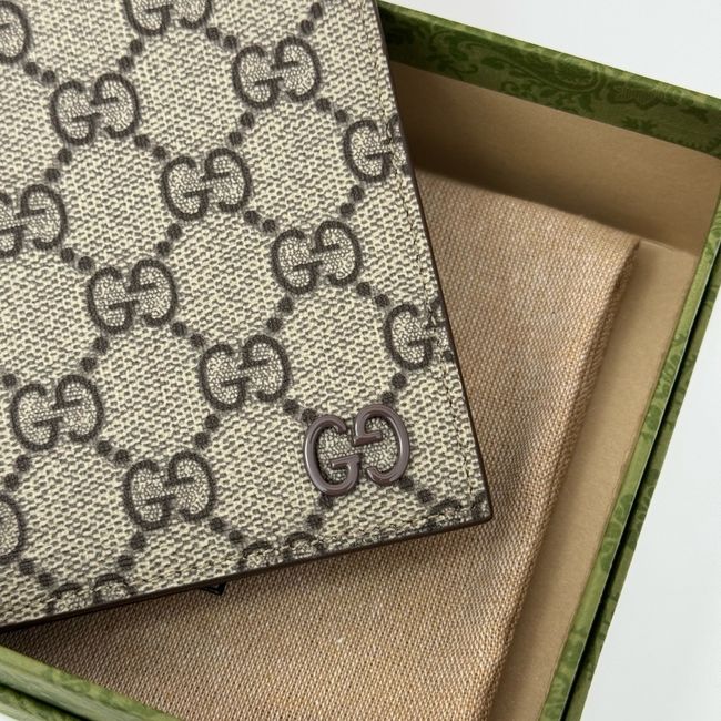 Gucci interior GG passport case 795229-6 Gucci interior GG passport case 795229-6