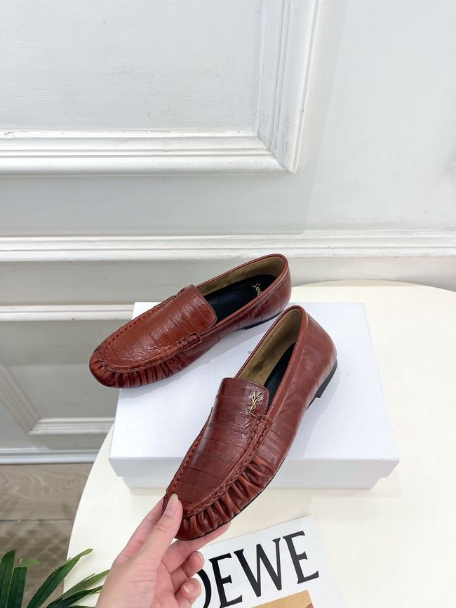 Yves saint Laurent LE LOAFER supple in shiny leather 818908-5