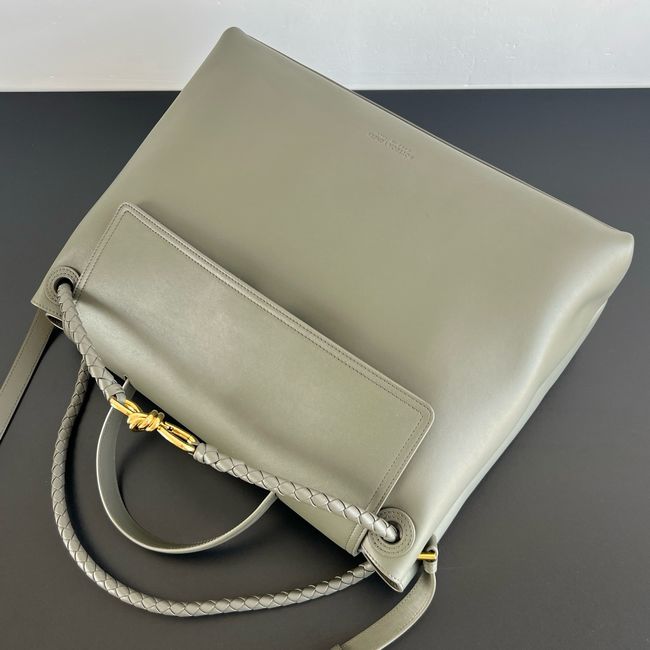 Bottega Large Andiamo 12272 gray Bottega Large Andiamo 12272 gray