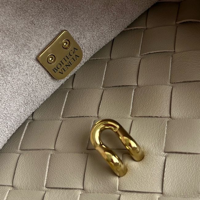 Bottega Veneta Small Andiamo 11590 Brass finish