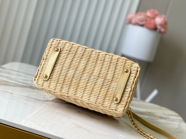 Louis Vuitton Capucines M28545 Gold Louis Vuitton Capucines M28545 Gold