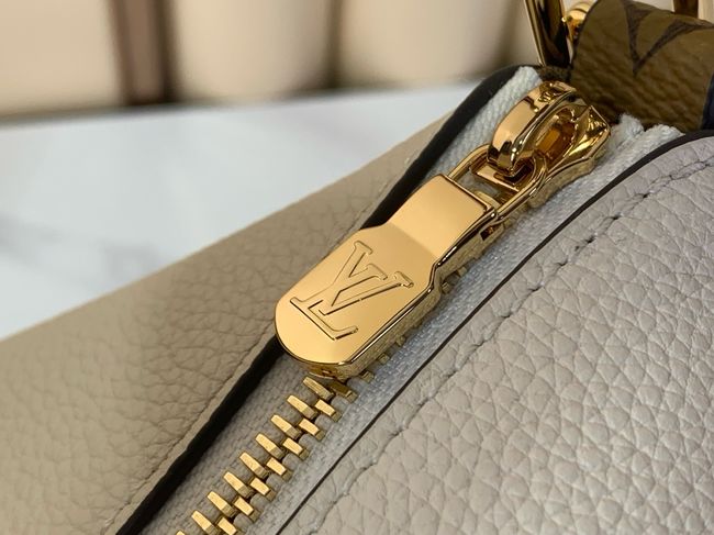 Louis Vuitton Multipass M29195 Vanilla Louis Vuitton Multipass M29195 Vanilla