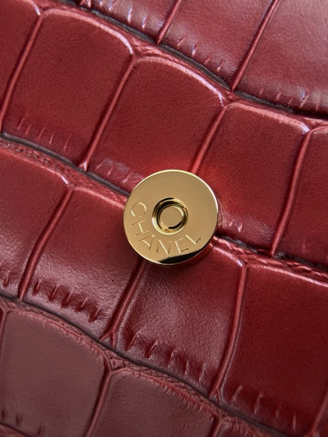Chanel Clutch with chain Crocodile Embossed AP5294 Burgundy Chanel Clutch with chain Crocodile Embossed AP5294 Burgundy
