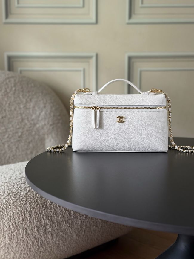 Chanel Large Vanity with chain AP5347 white