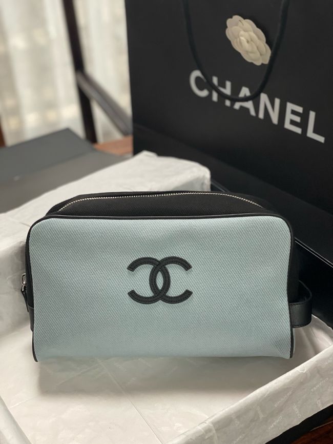 Chanel Large Zipped Pouch AP5267 Blue & Black Chanel Large Zipped Pouch AP5267 Blue & Black