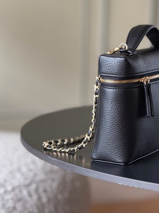 Chanel Large Vanity with chain AP5347 black Chanel Large Vanity with chain AP5347 black