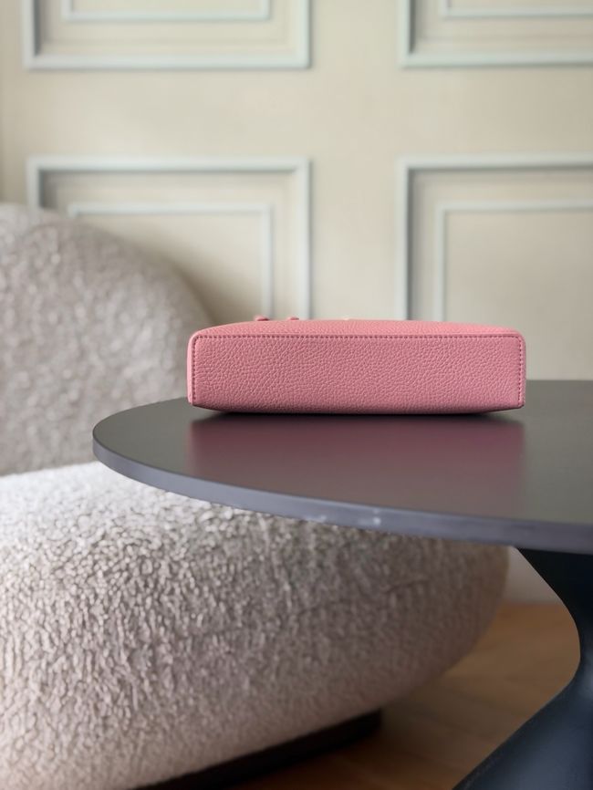 Chanel Large Vanity with chain AP5347 pink Chanel Large Vanity with chain AP5347 pink