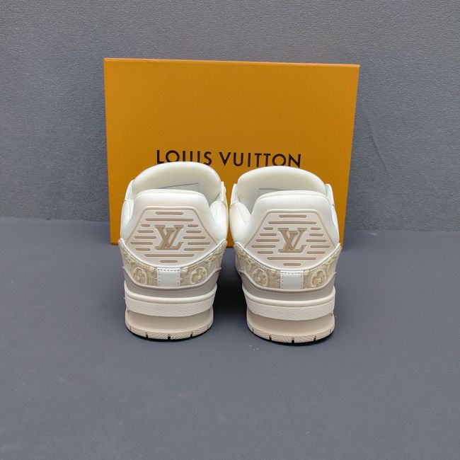 Louis Vuitton Trainer Sneaker 1AHWRJ-2
