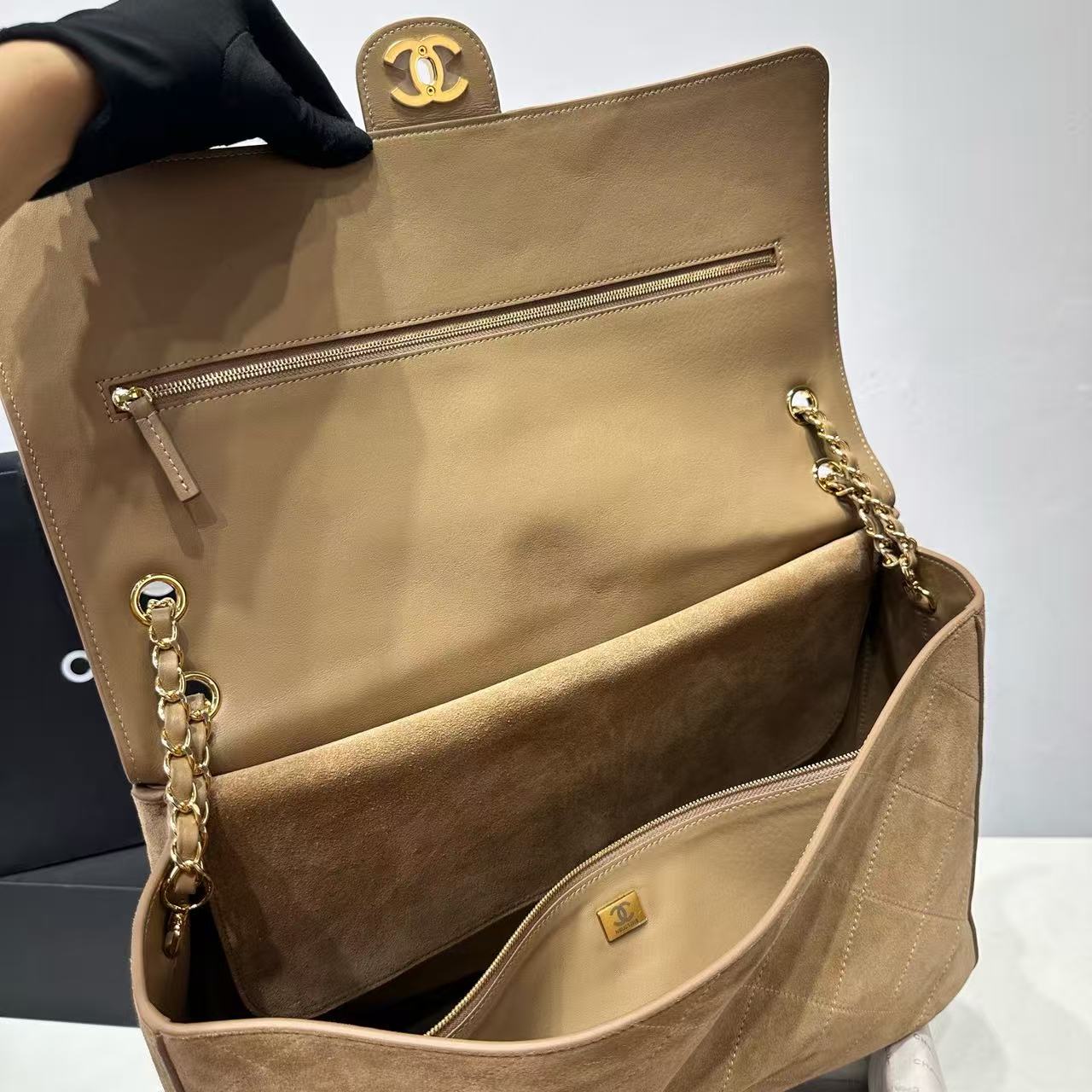 CHANEL Maxi Flapbag Suede Calfskin AS6233 brown
