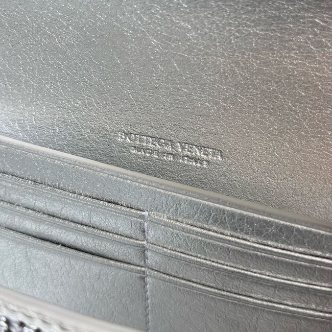 Bottega Veneta Andiamo Clutch Crystal 32190 Silver