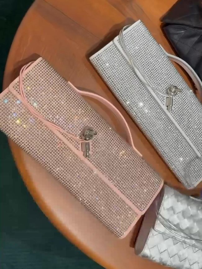 Bottega Veneta Andiamo Clutch Crystal 32190 Silver