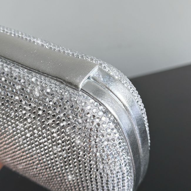 Bottega Veneta Soft Knot Clutch Crystal 866062V Silver Bottega Veneta Soft Knot Clutch Crystal 866062V Silver